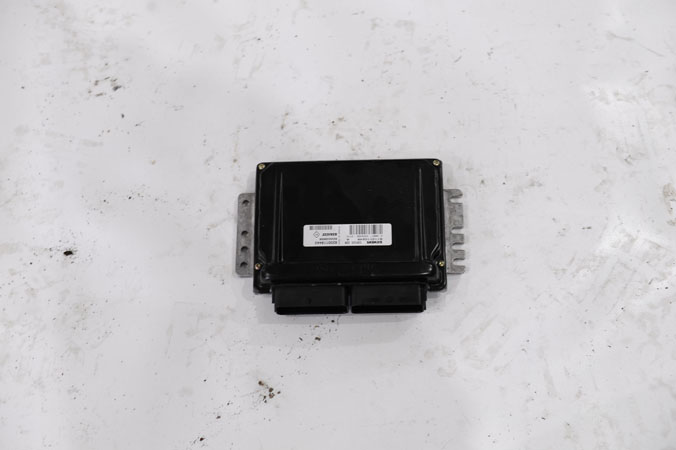 CAPTUR ÇIKMA YEDEK PARÇA MEGAN1 1.6 MOTOR BEYNİ